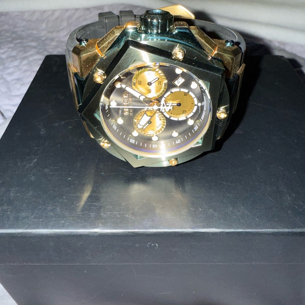 Invicta Helios Bold Gold and Black Watch
